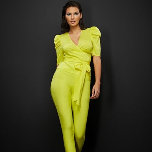 Puff-Sleeve Wrap Blouse - Picture 3 of 7